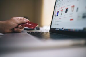 Detectar fraudes y reclamar en compras por internet con medidas preventivas