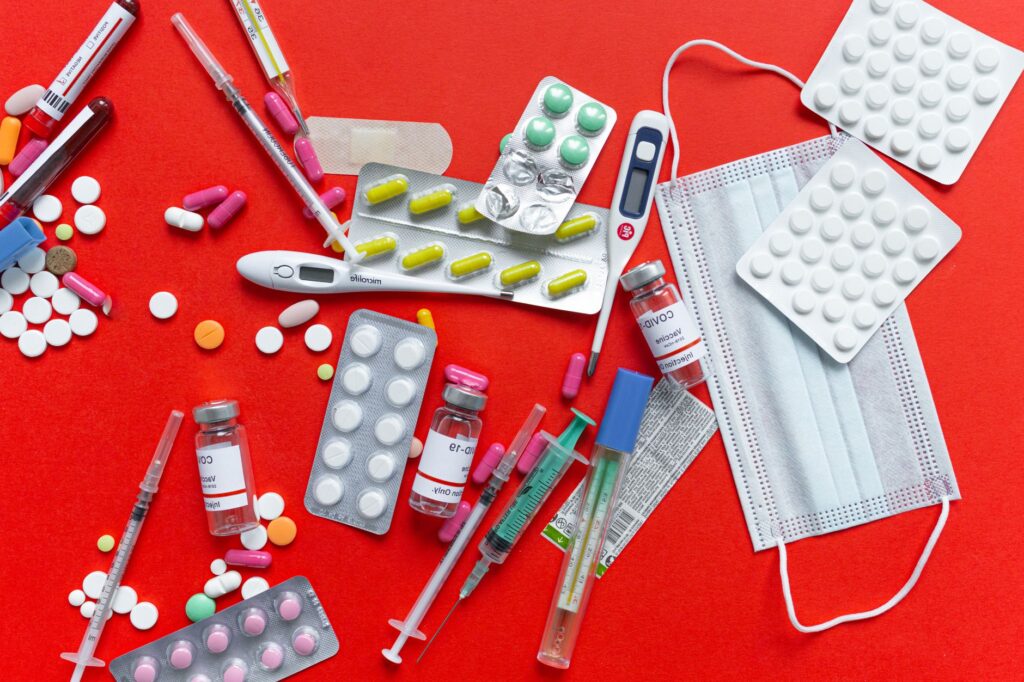 El Gobierno aprueba subvenciones directas para medicamentos y productos sanitarios en 2026